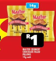 Master Crunchy Chocolate Filled Pillows 14g