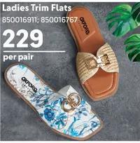 Ladies Trim Flats Per pair 